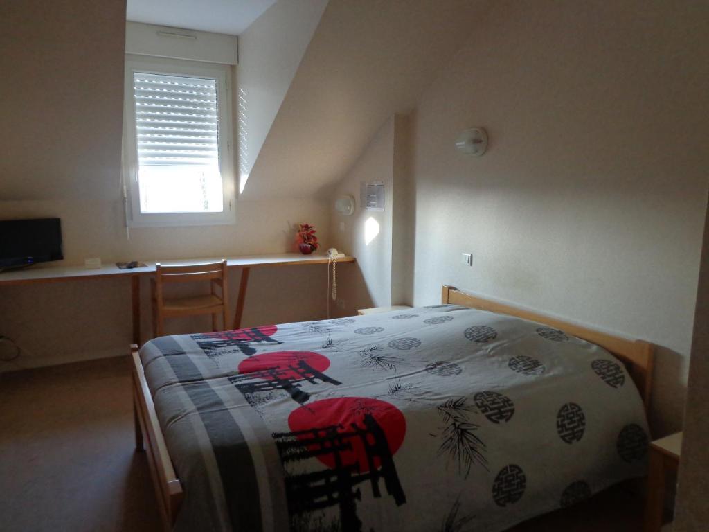 Hotel Le Bretagne Louvigné-de-Bais 部屋 写真
